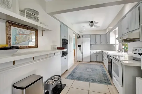 5640 SW 3rd Street Plantation FL 33317