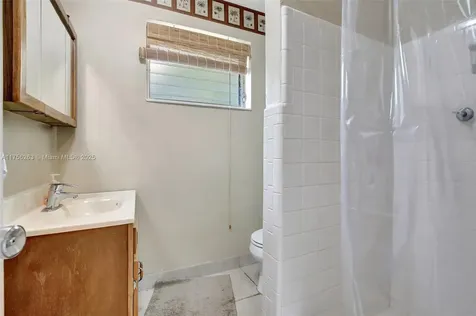 5640 SW 3rd Street Plantation FL 33317