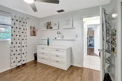 5640 SW 3rd Street Plantation FL 33317