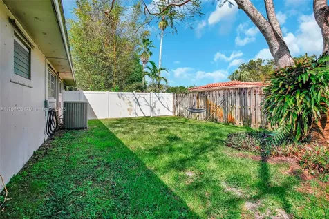 5640 SW 3rd Street Plantation FL 33317