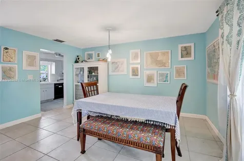 5640 SW 3rd Street Plantation FL 33317
