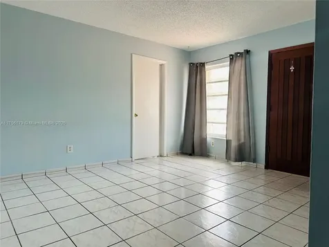 9824 SW 26th Terrace Miami FL 33165