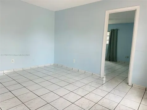 9824 SW 26th Terrace Miami FL 33165