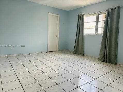 9824 SW 26th Terrace Miami FL 33165