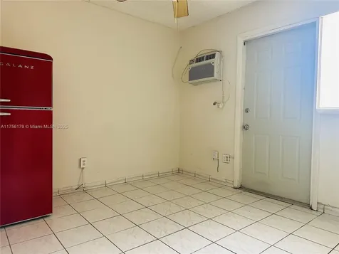 9824 SW 26th Terrace Miami FL 33165