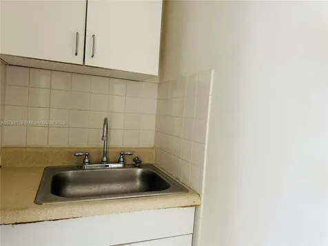 9824 SW 26th Terrace Miami FL 33165
