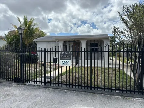10500 NW 32nd Court Miami FL 33147