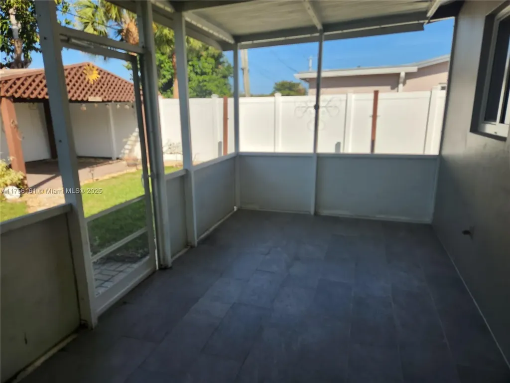 3421 SW 16th Court Fort Lauderdale FL 33312