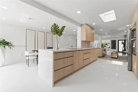1754 SW 14th Terrace Miami FL 33145
