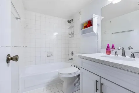 18830 NW 57th Avenue Hialeah FL 33015