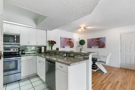 18830 NW 57th Avenue Hialeah FL 33015