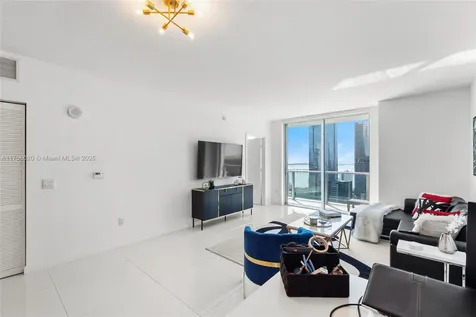 1100 S Miami Avenue Miami FL 33130