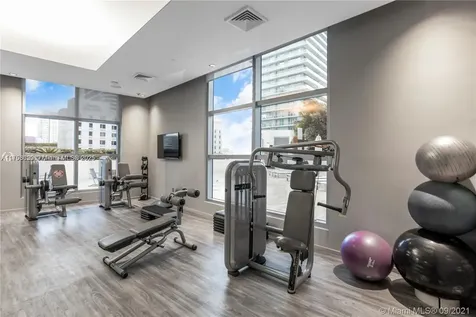 1100 S Miami Avenue Miami FL 33130