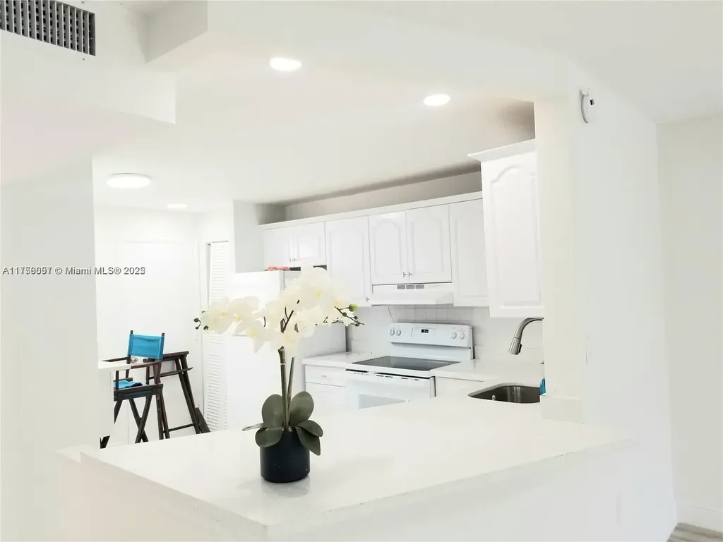 1670 NE 191st Street Miami FL 33179