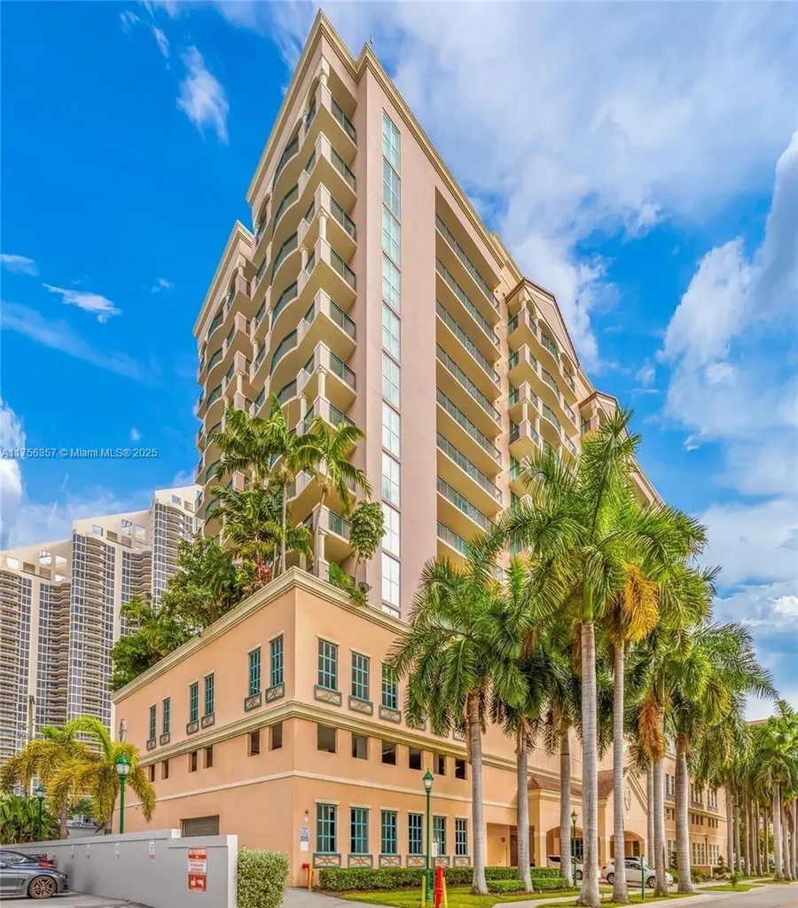 17555 Atlantic Boulevard Sunny Isles Beach FL 33160