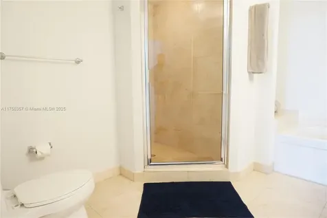 17555 Atlantic Boulevard Sunny Isles Beach FL 33160
