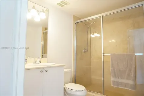 17555 Atlantic Boulevard Sunny Isles Beach FL 33160