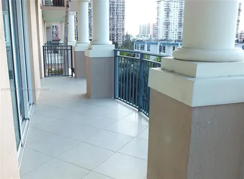 17555 Atlantic Boulevard Sunny Isles Beach FL 33160