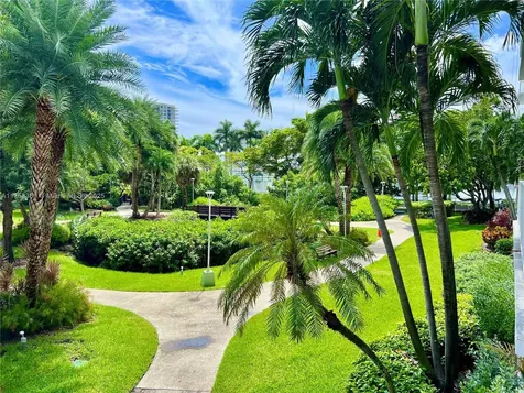 2801 NE 183rd Street Aventura FL 33160