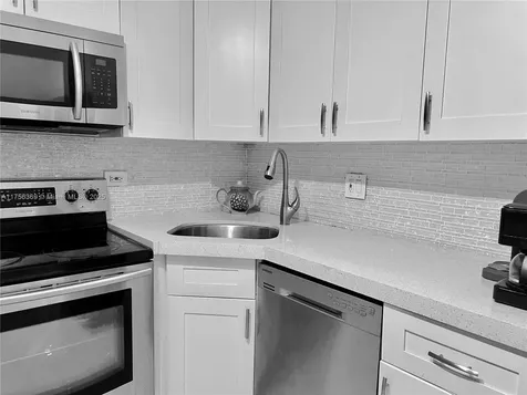 2801 NE 183rd Street Aventura FL 33160