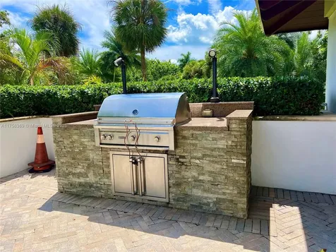 2801 NE 183rd Street Aventura FL 33160