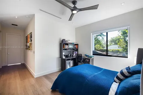 7360 SW 53rd Place Miami FL 33143