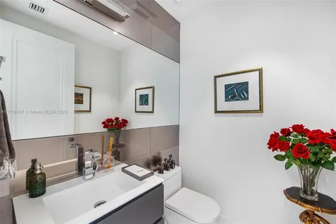 7360 SW 53rd Place Miami FL 33143