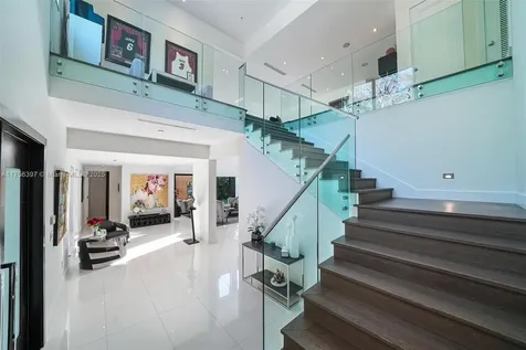 7360 SW 53rd Place Miami FL 33143