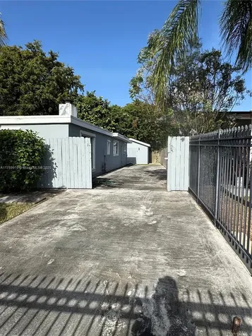 12520 SW 84th Avenue Road Miami FL 33156