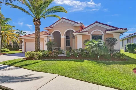 1436 Blue Jay Circle Weston FL 33327