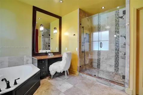 1436 Blue Jay Circle Weston FL 33327