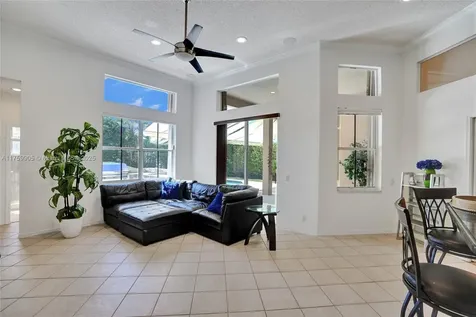 1436 Blue Jay Circle Weston FL 33327