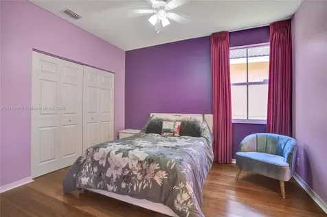 1436 Blue Jay Circle Weston FL 33327