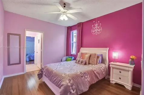 1436 Blue Jay Circle Weston FL 33327