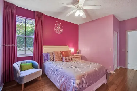 1436 Blue Jay Circle Weston FL 33327