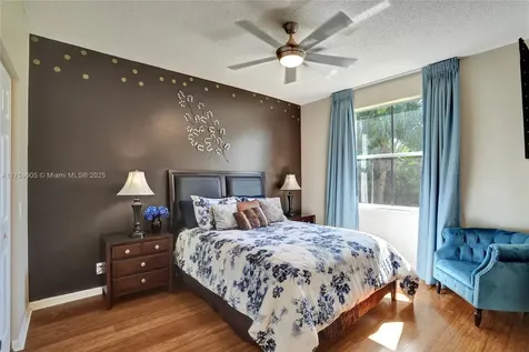 1436 Blue Jay Circle Weston FL 33327
