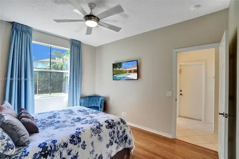 1436 Blue Jay Circle Weston FL 33327