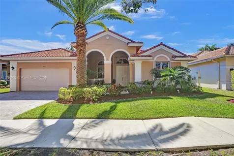 1436 Blue Jay Circle Weston FL 33327
