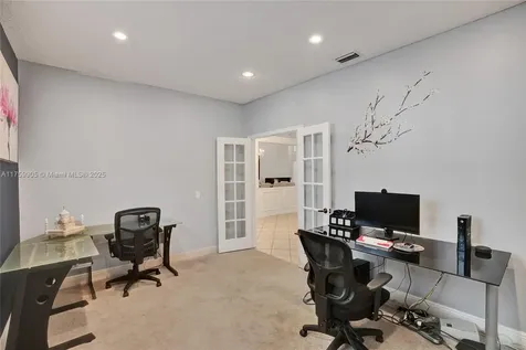 1436 Blue Jay Circle Weston FL 33327
