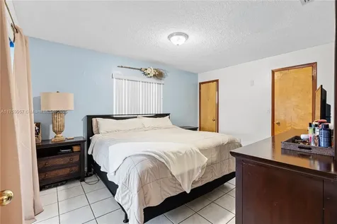 17023 SW 107th Place Miami FL 33157