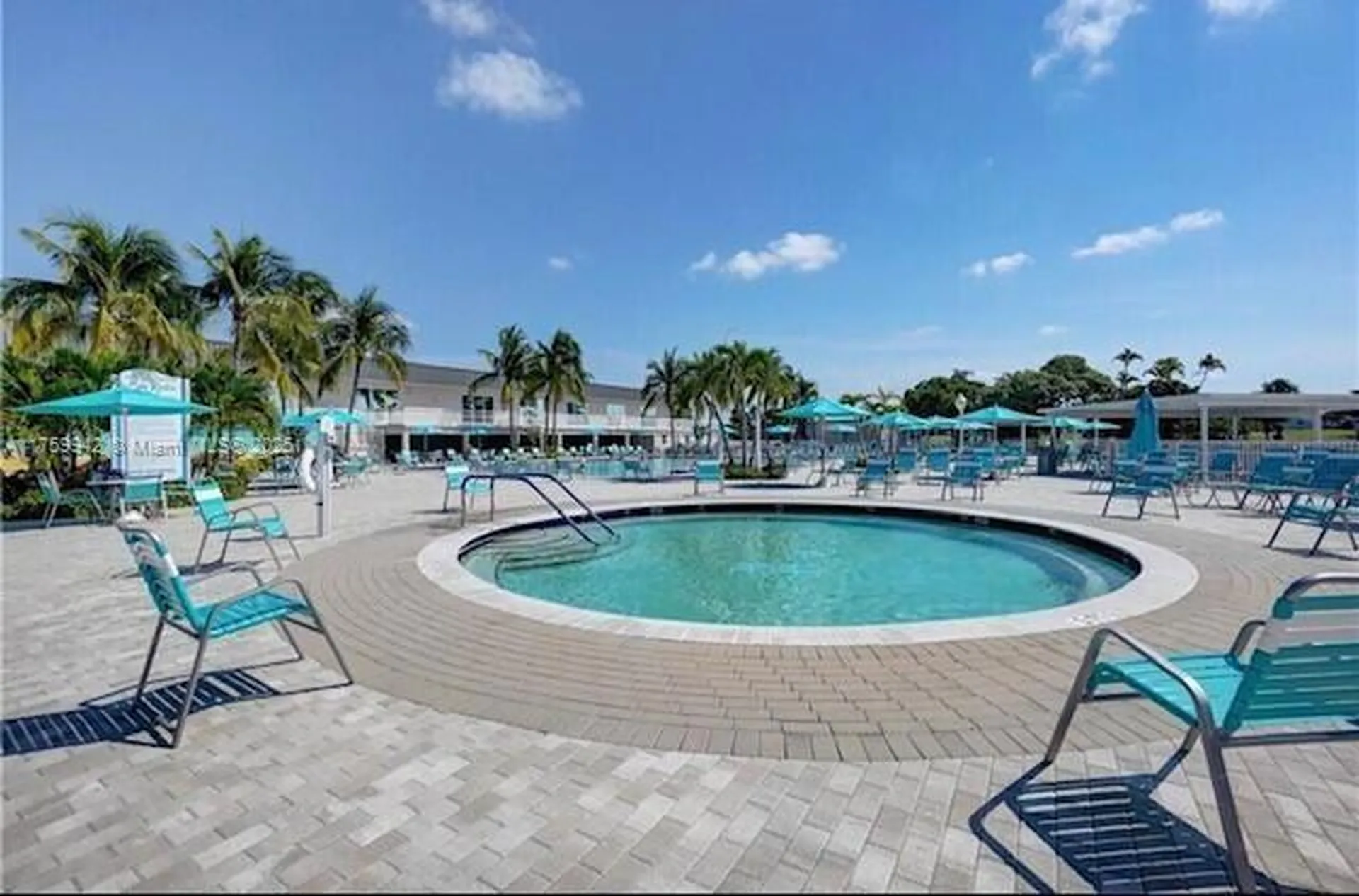 559 Normandy L Delray Beach FL 33484