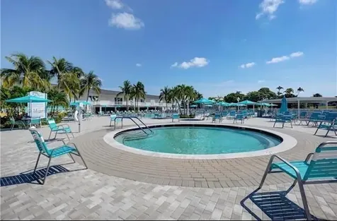 559 Normandy L Delray Beach FL 33484