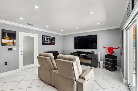 9020 SW 202nd Terrace Cutler Bay FL 33189