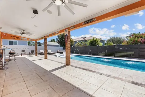 9020 SW 202nd Terrace Cutler Bay FL 33189