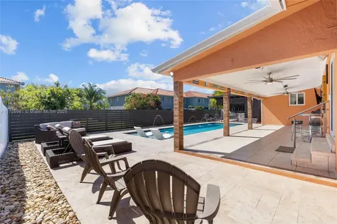 9020 SW 202nd Terrace Cutler Bay FL 33189