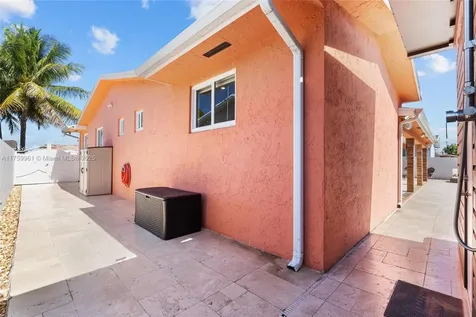 9020 SW 202nd Terrace Cutler Bay FL 33189
