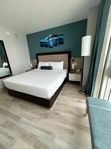 18683 Collins Avenue Sunny Isles Beach FL 33160