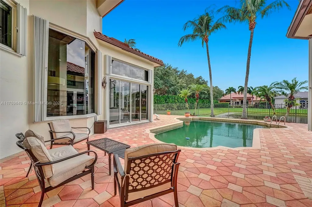 17529 Middlebrook Way Boca Raton FL 33496