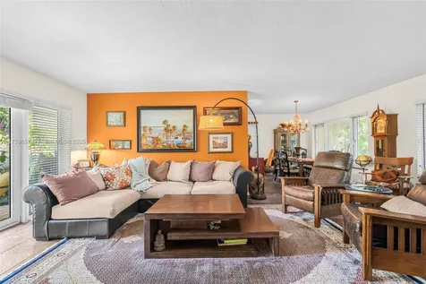 6130 SW 63rd Avenue South Miami FL 33143