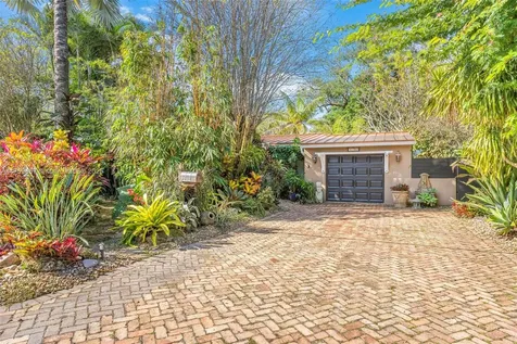 6130 SW 63rd Avenue South Miami FL 33143